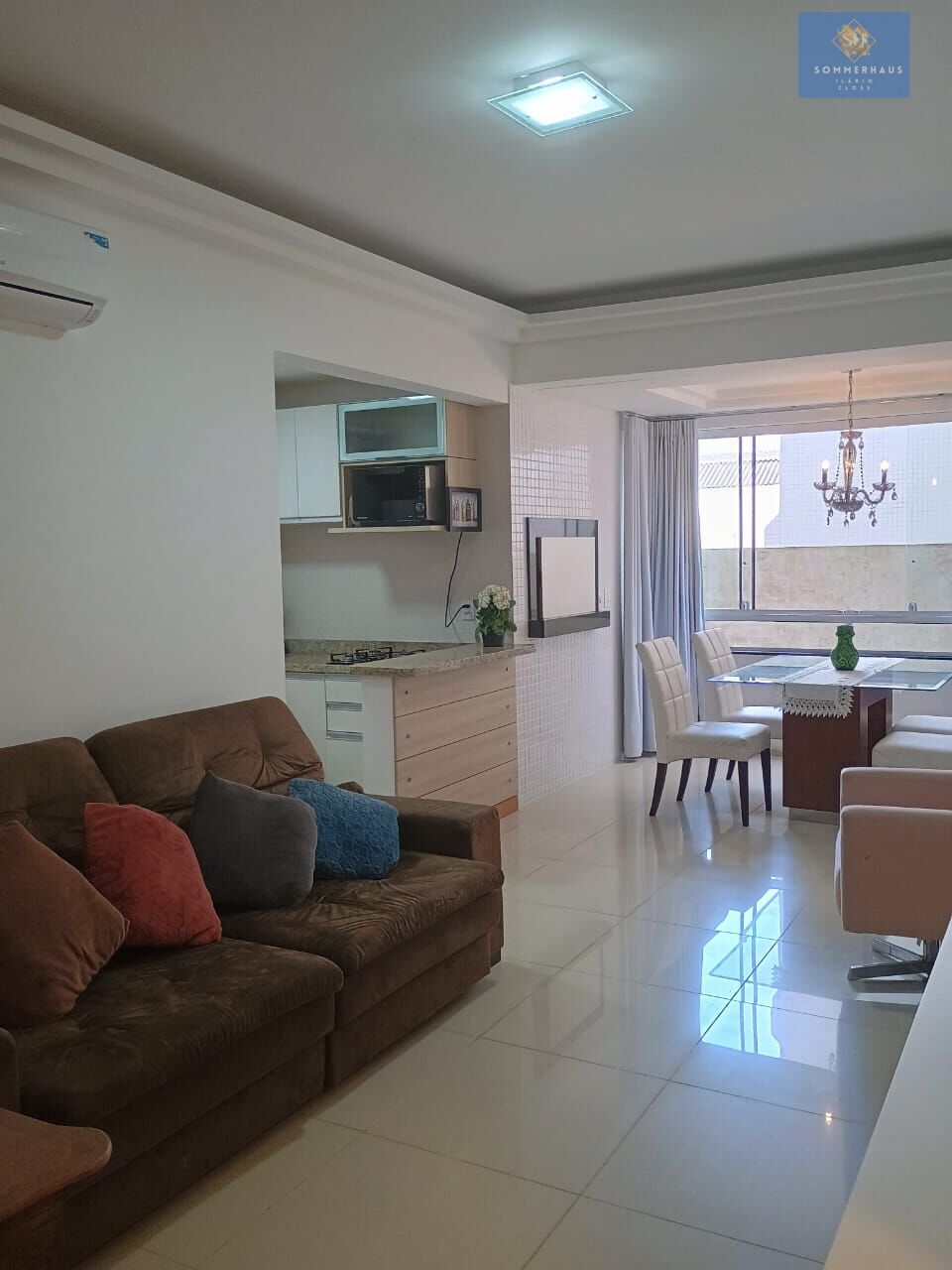 Apartamento à venda com 2 quartos, 75m² - Foto 1