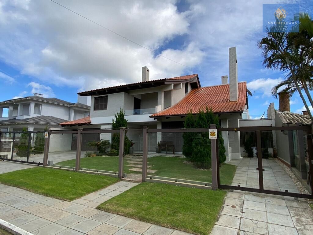 Casa à venda com 4 quartos, 300m² - Foto 29