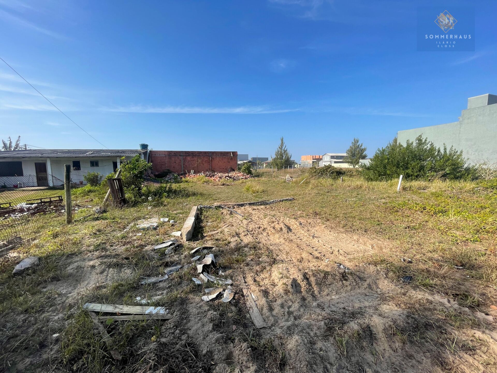 Terreno, 180 m² - Foto 1