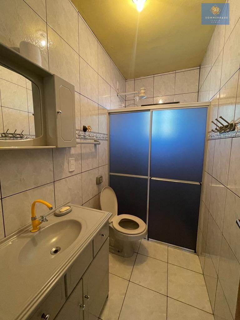 Casa à venda com 4 quartos, 250m² - Foto 15