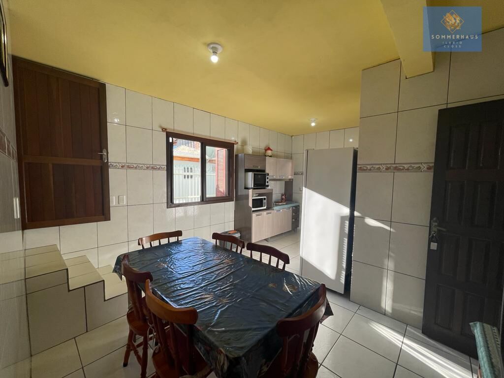 Casa à venda com 4 quartos, 250m² - Foto 7