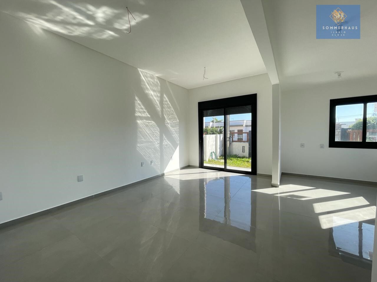 Casa à venda com 2 quartos, 64m² - Foto 13