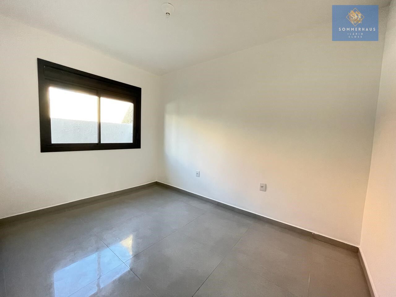 Casa à venda com 2 quartos, 64m² - Foto 19