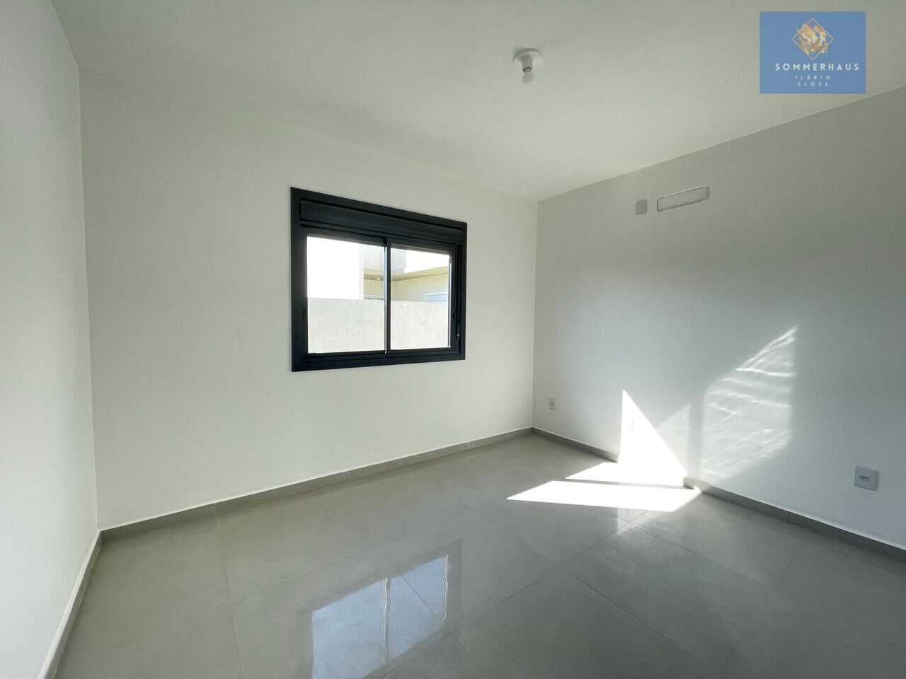 Casa à venda com 2 quartos, 64m² - Foto 22