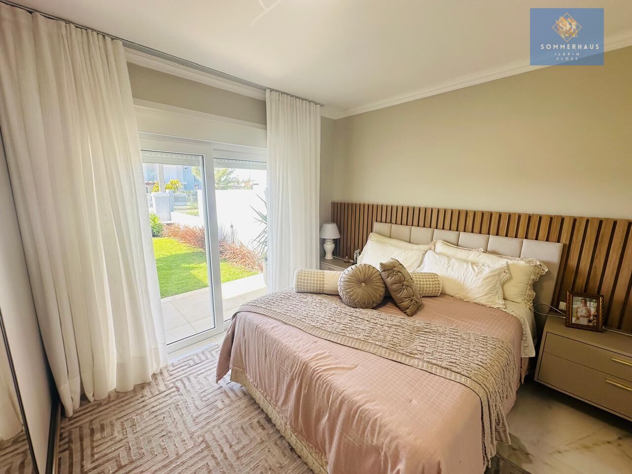 Casa à venda com 3 quartos, 246m² - Foto 18