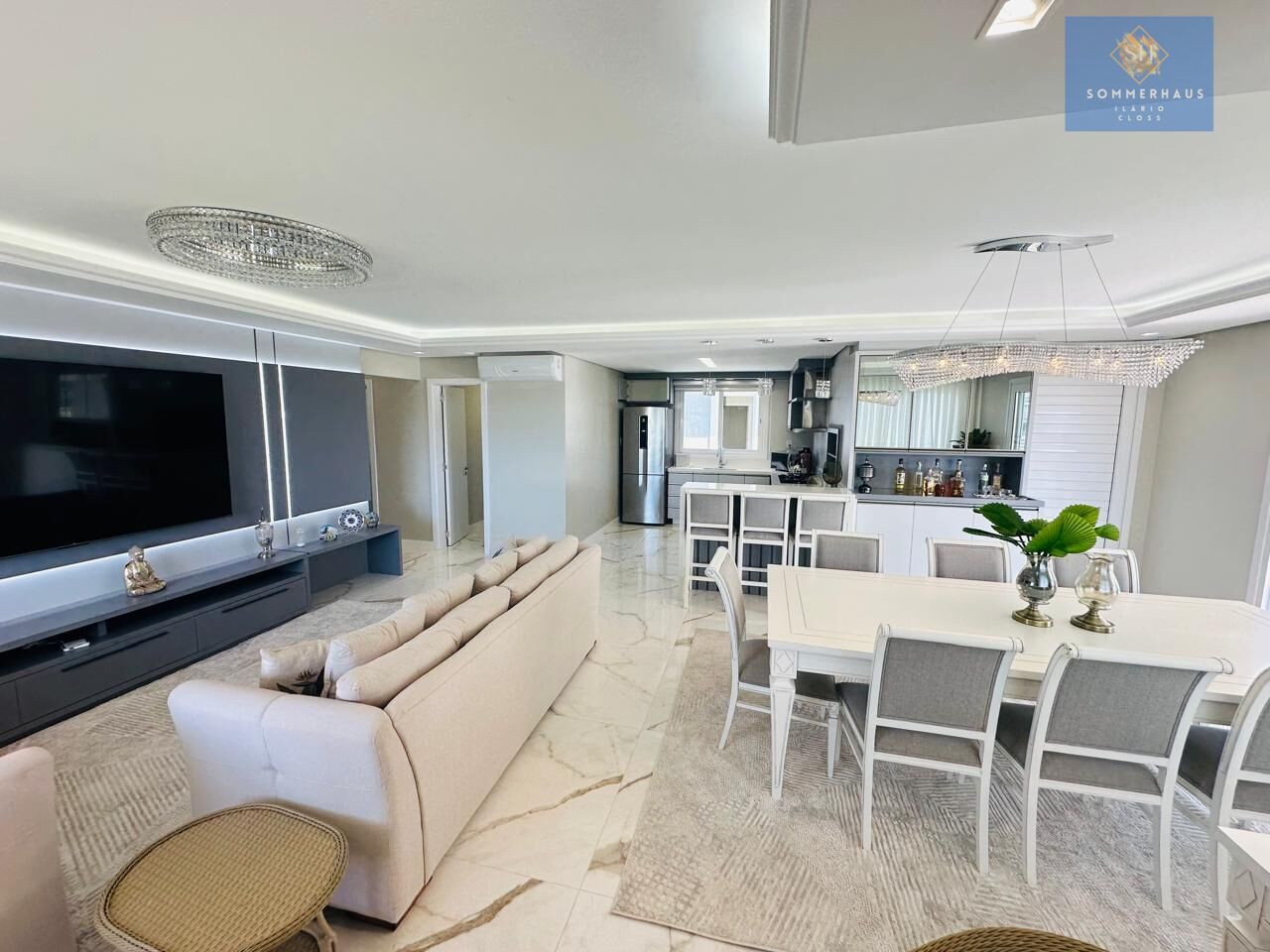 Casa à venda com 3 quartos, 246m² - Foto 13