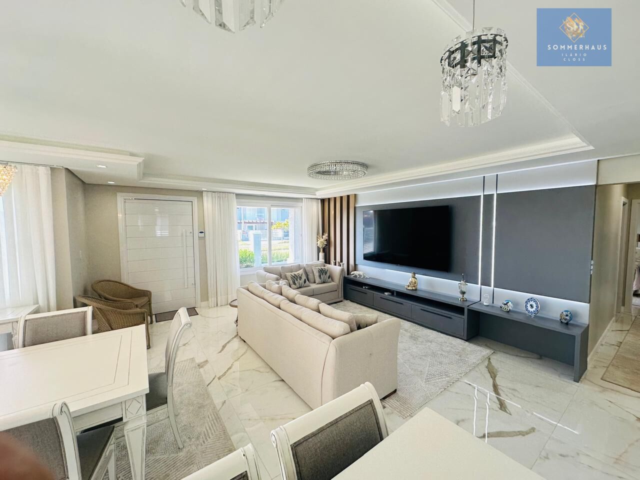 Casa à venda com 3 quartos, 246m² - Foto 12