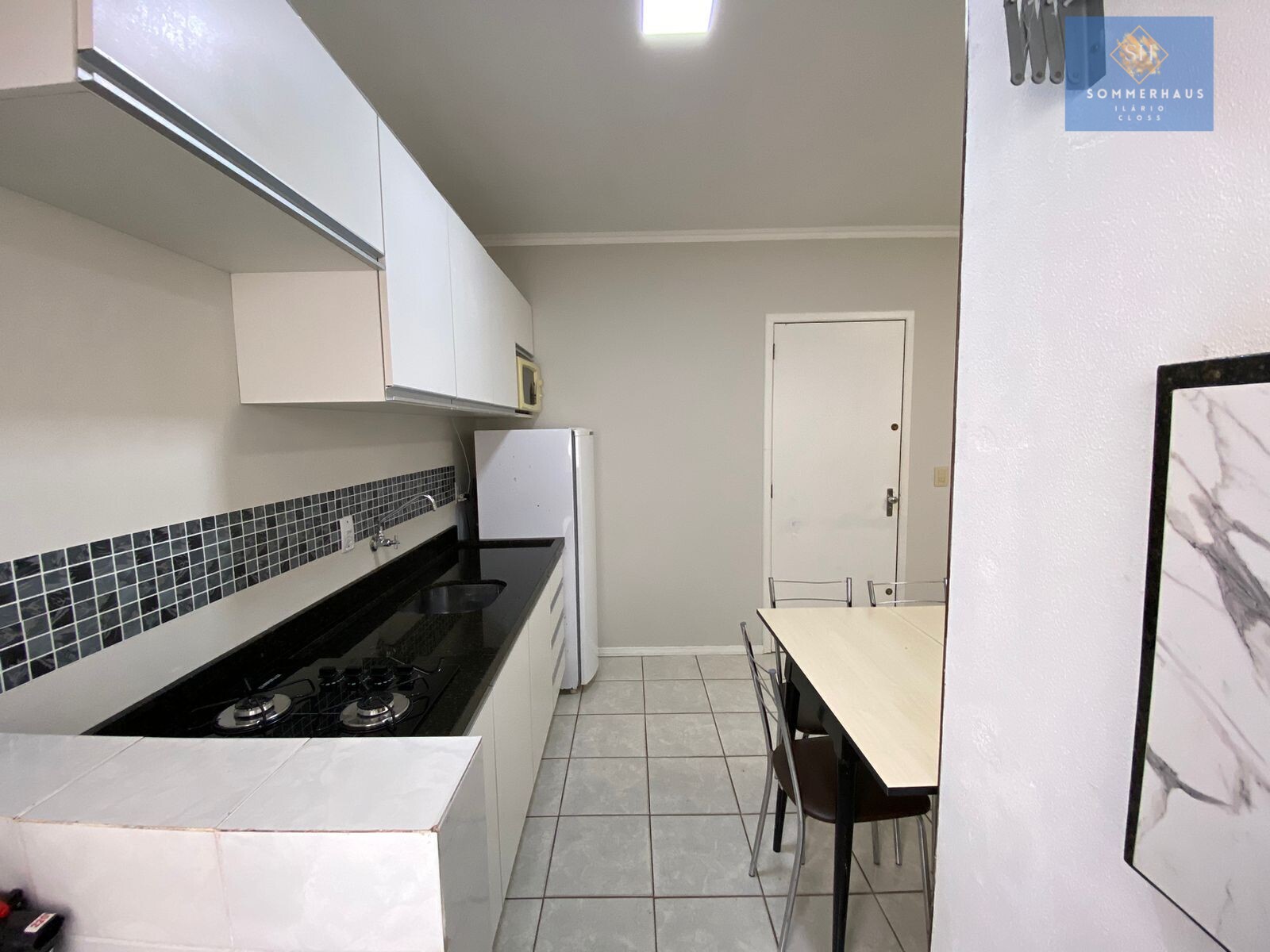 Apartamento à venda com 1 quarto, 41m² - Foto 8