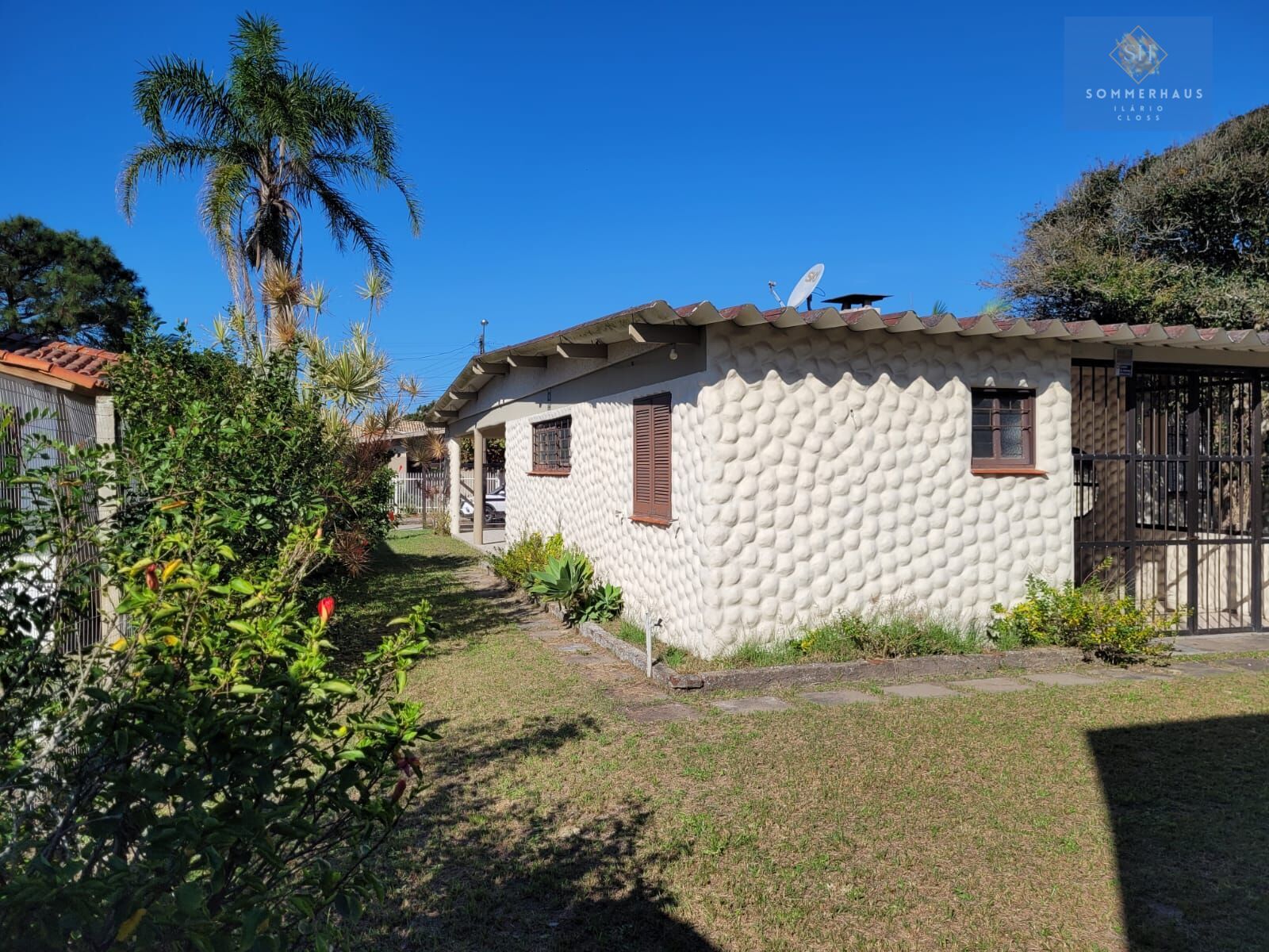 Casa à venda com 3 quartos, 140m² - Foto 2