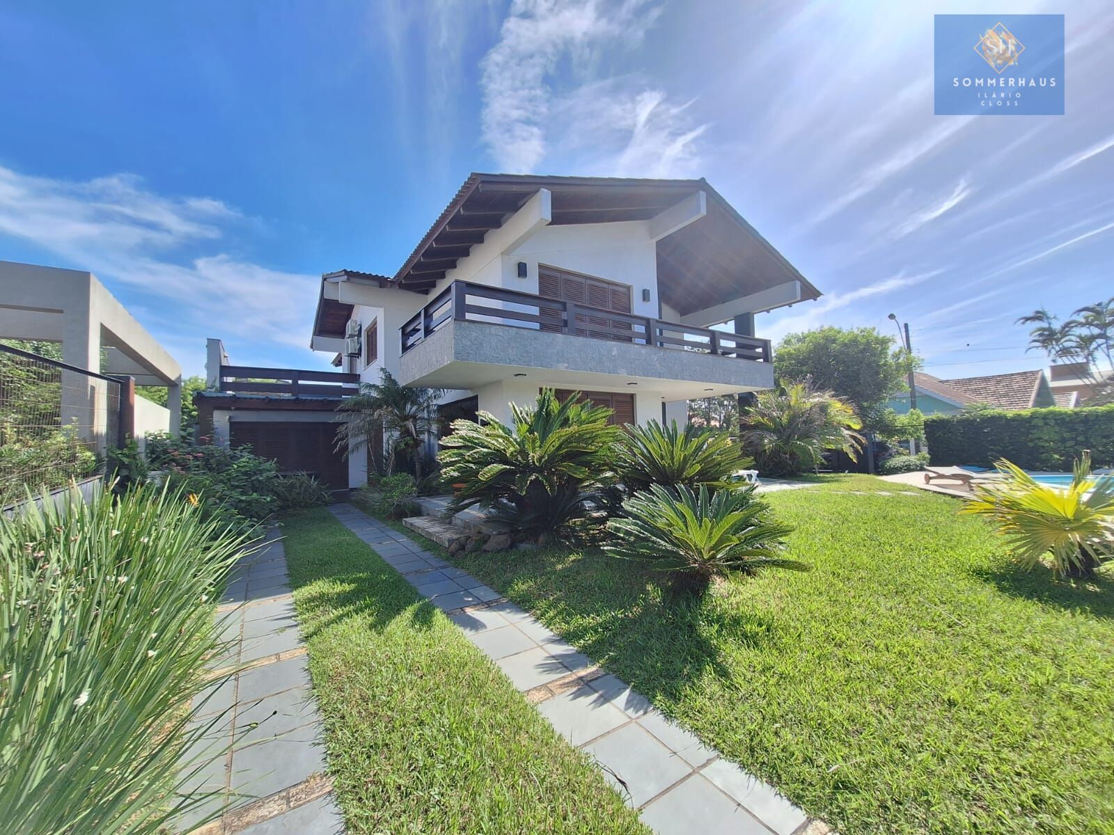 Sobrado, 5 quartos, 444 m² - Foto 1