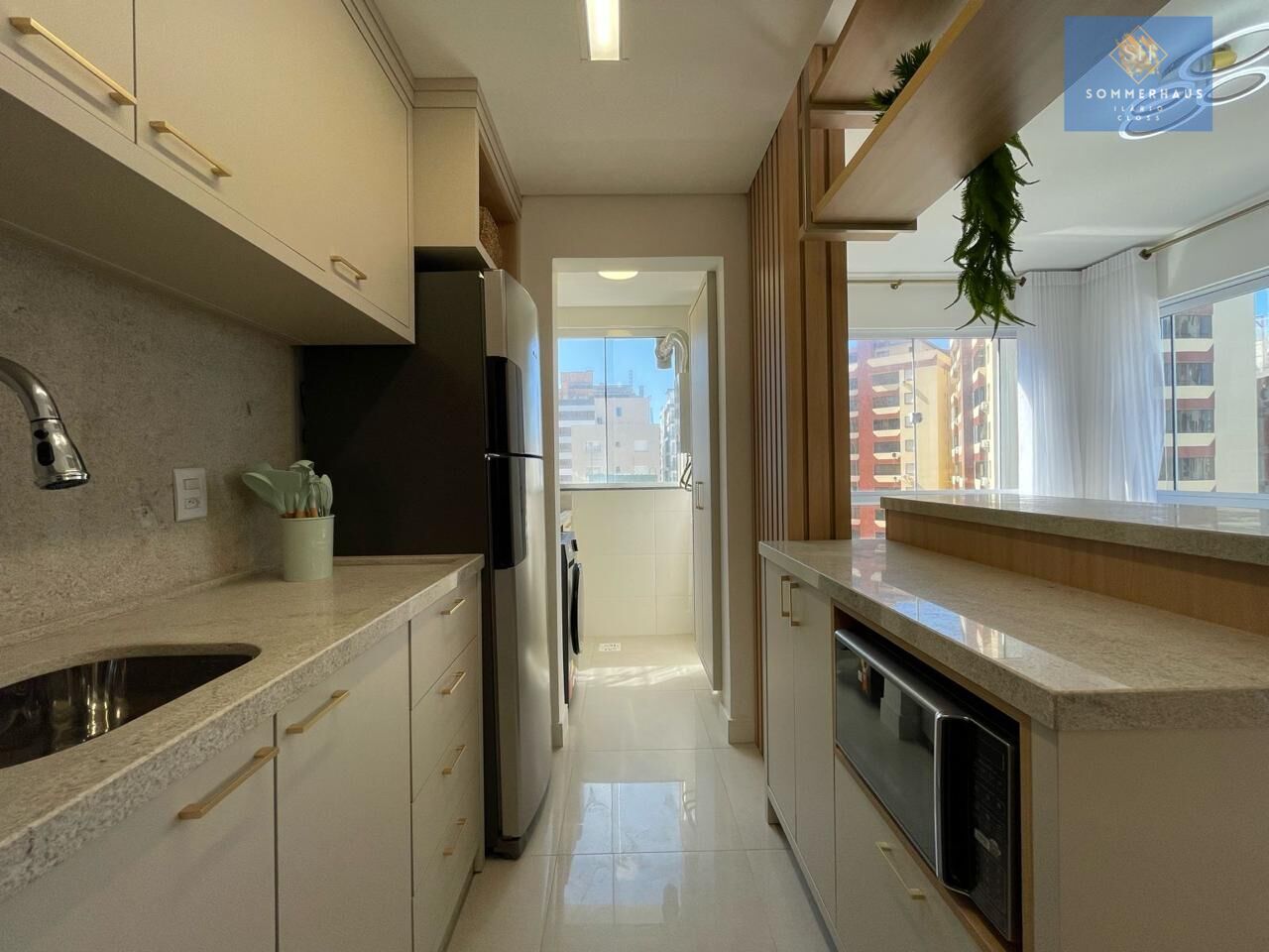 Apartamento à venda com 2 quartos, 68m² - Foto 11