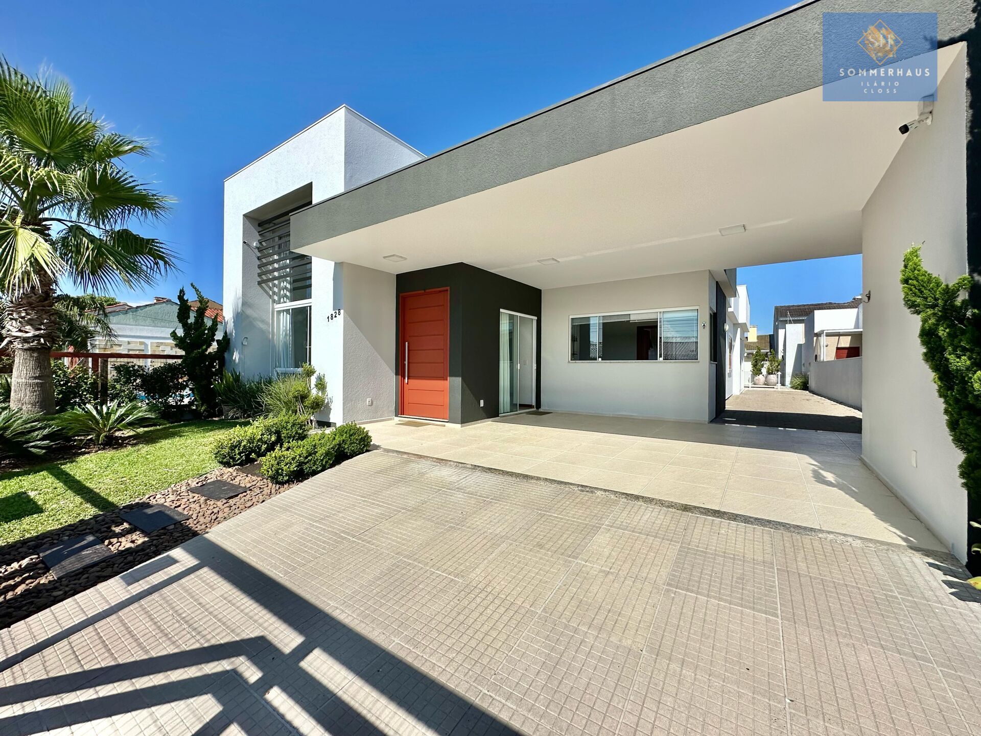 Casa à venda com 3 quartos, 250m² - Foto 2