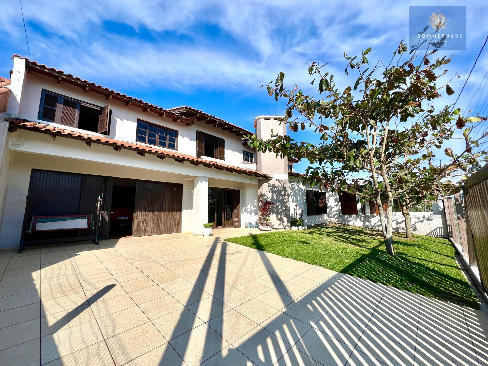 Sobrado, 5 quartos, 257 m² - Foto 1