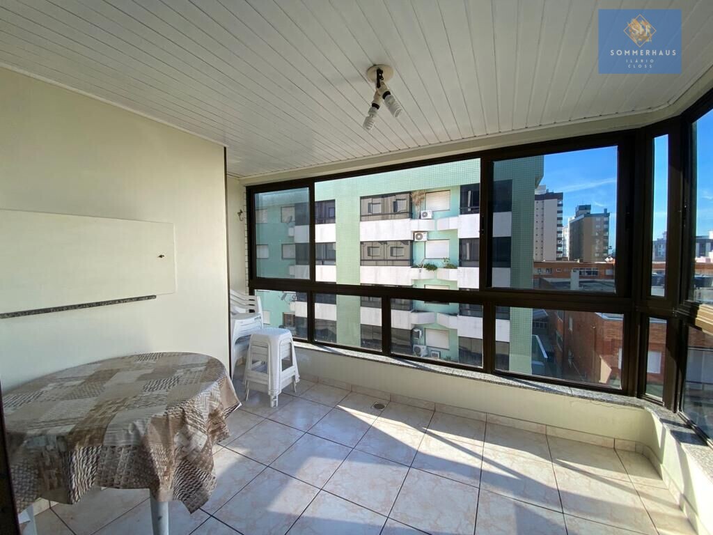 Apartamento à venda com 3 quartos - Foto 2