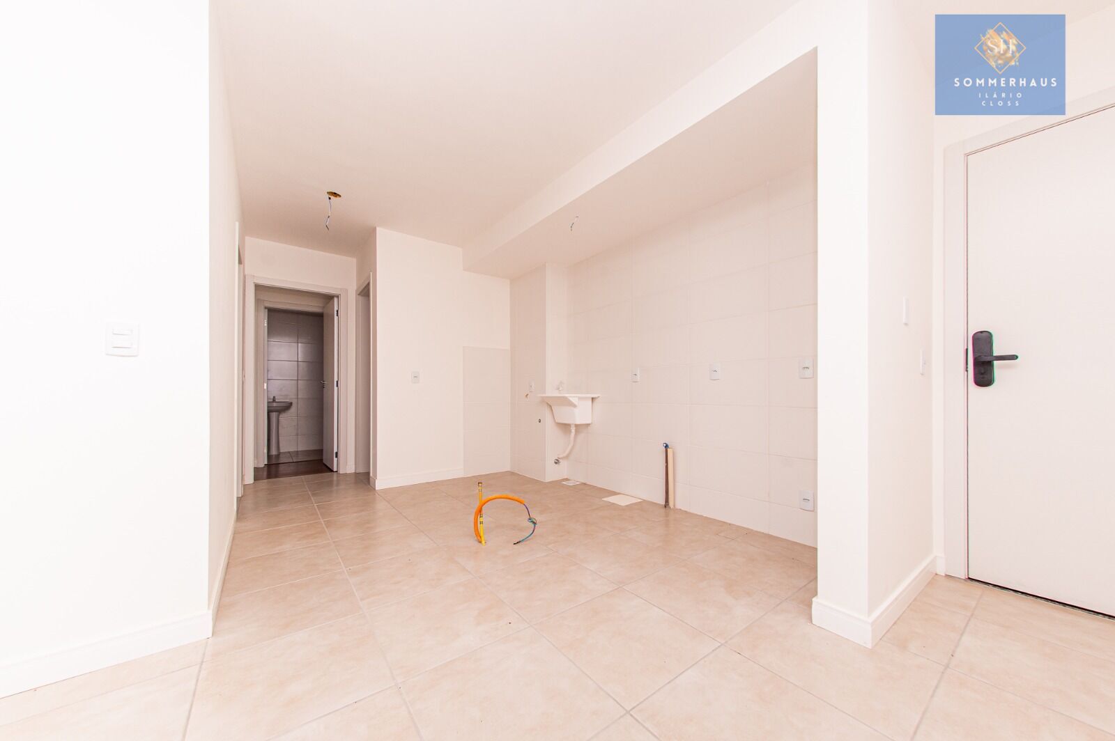 Apartamento à venda com 2 quartos, 67m² - Foto 5