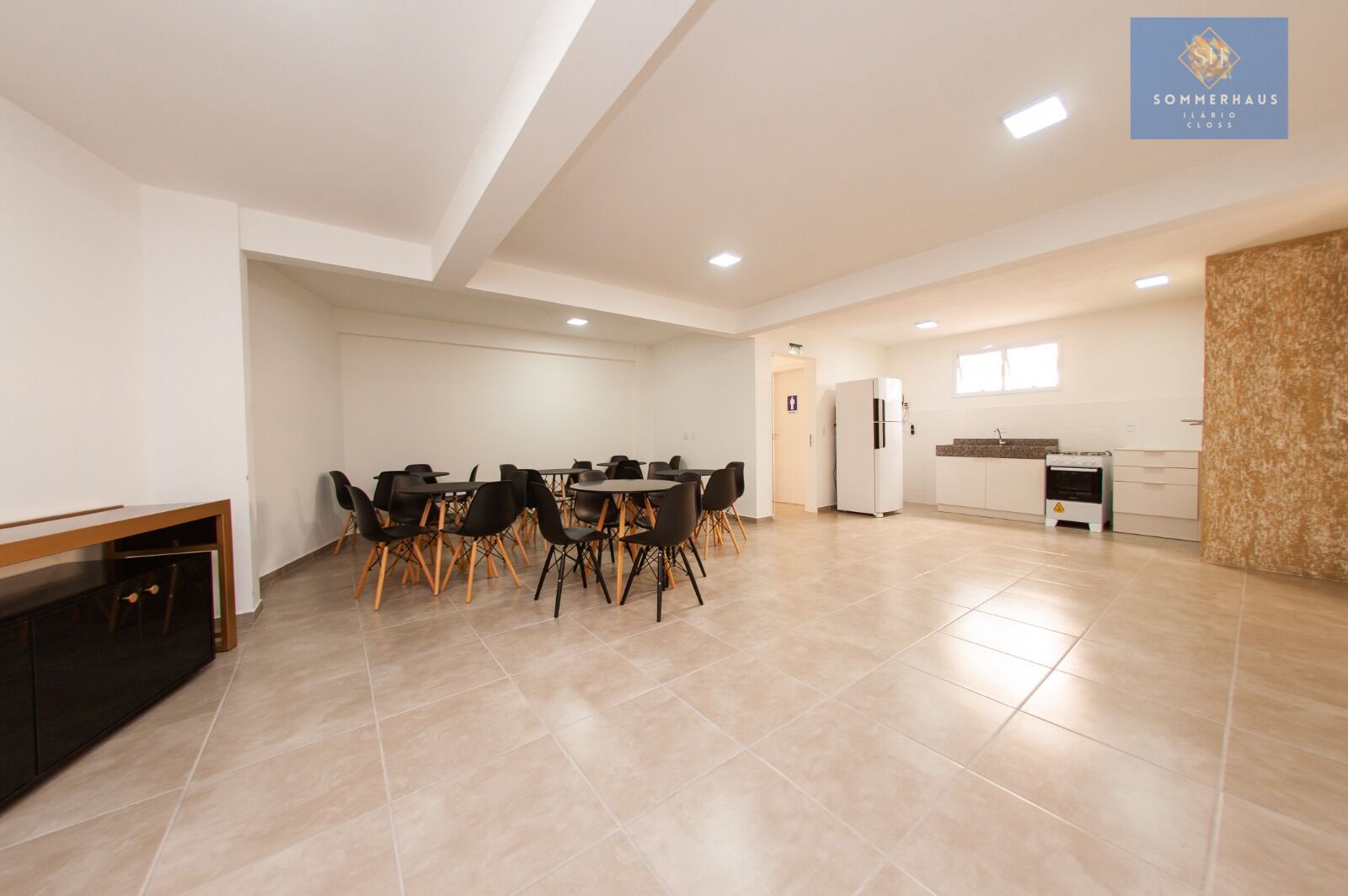 Apartamento à venda com 2 quartos, 67m² - Foto 17