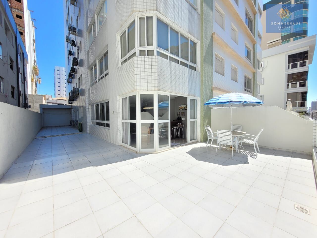 Apartamento à venda com 2 quartos, 188m² - Foto 2