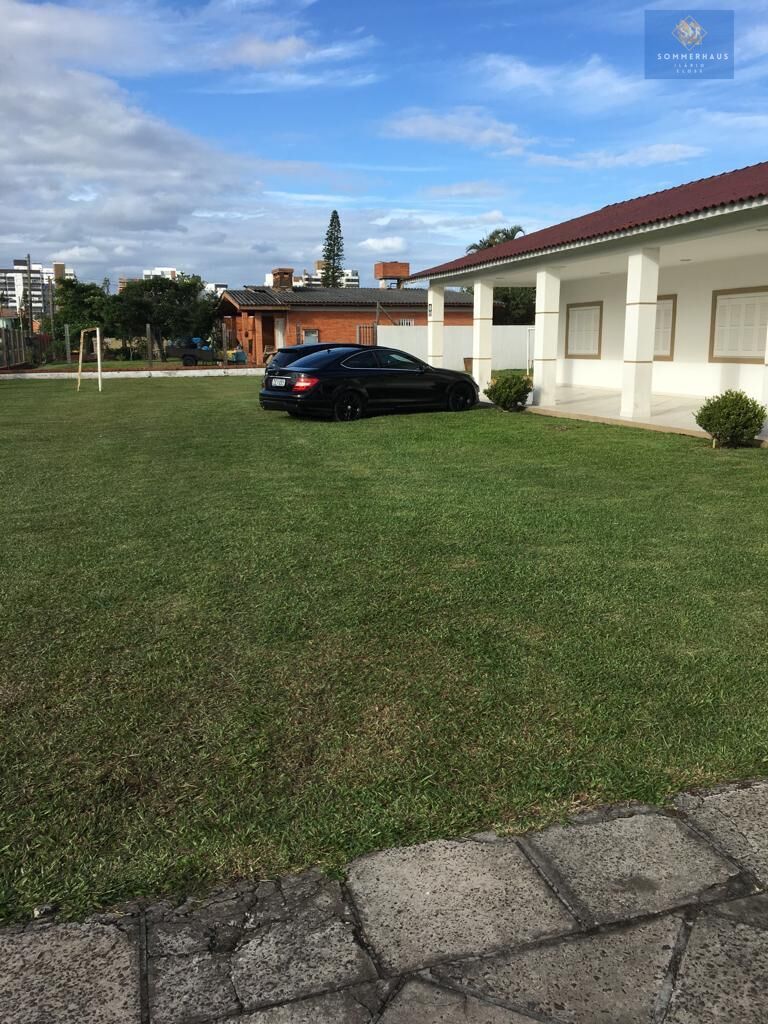 Casa, 8 quartos, 400 m² - Foto 1