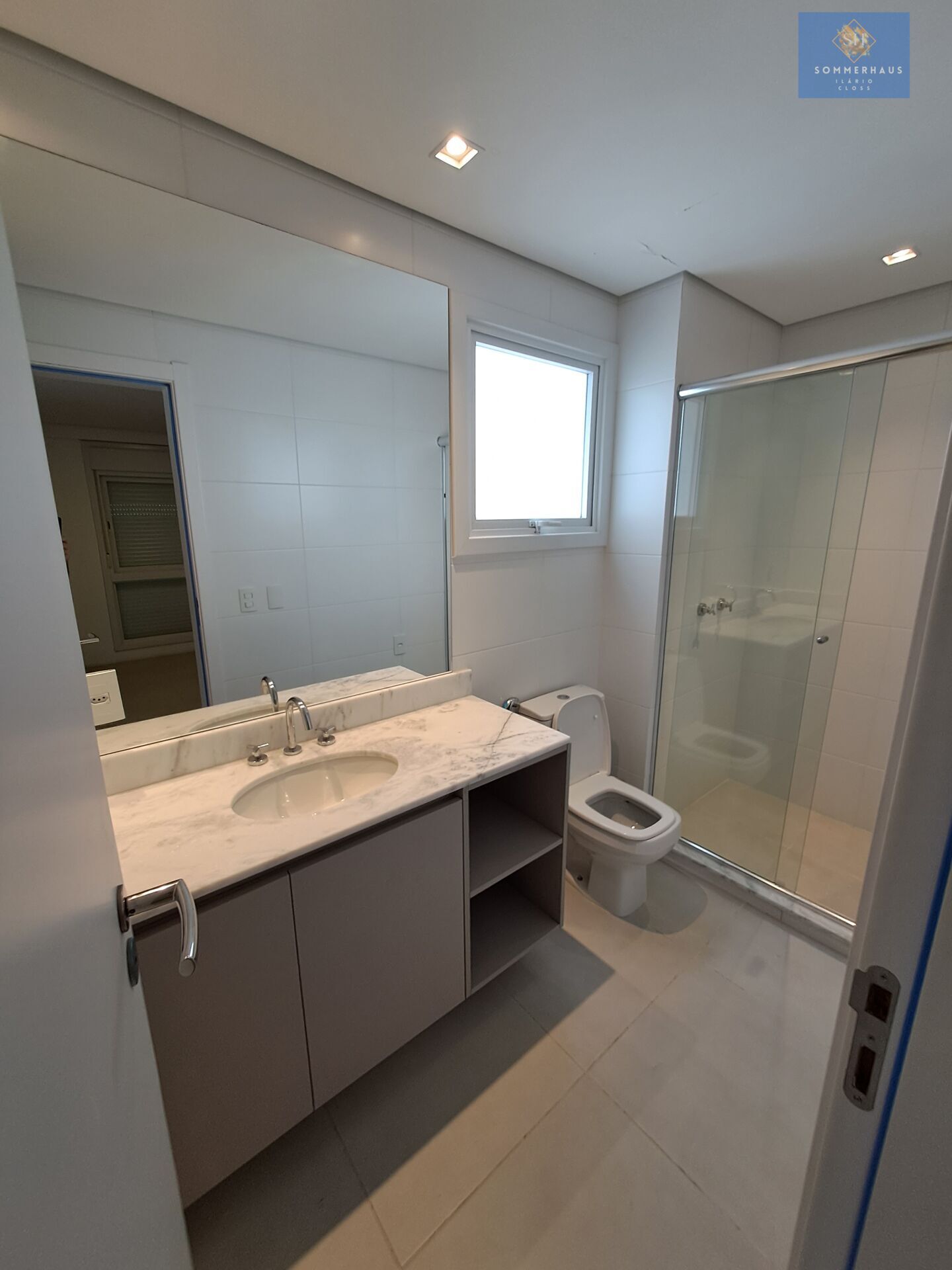 Apartamento à venda com 3 quartos, 165m² - Foto 9