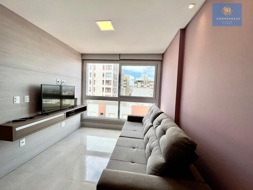 Apartamento à venda com 2 quartos, 71m² - Foto 2