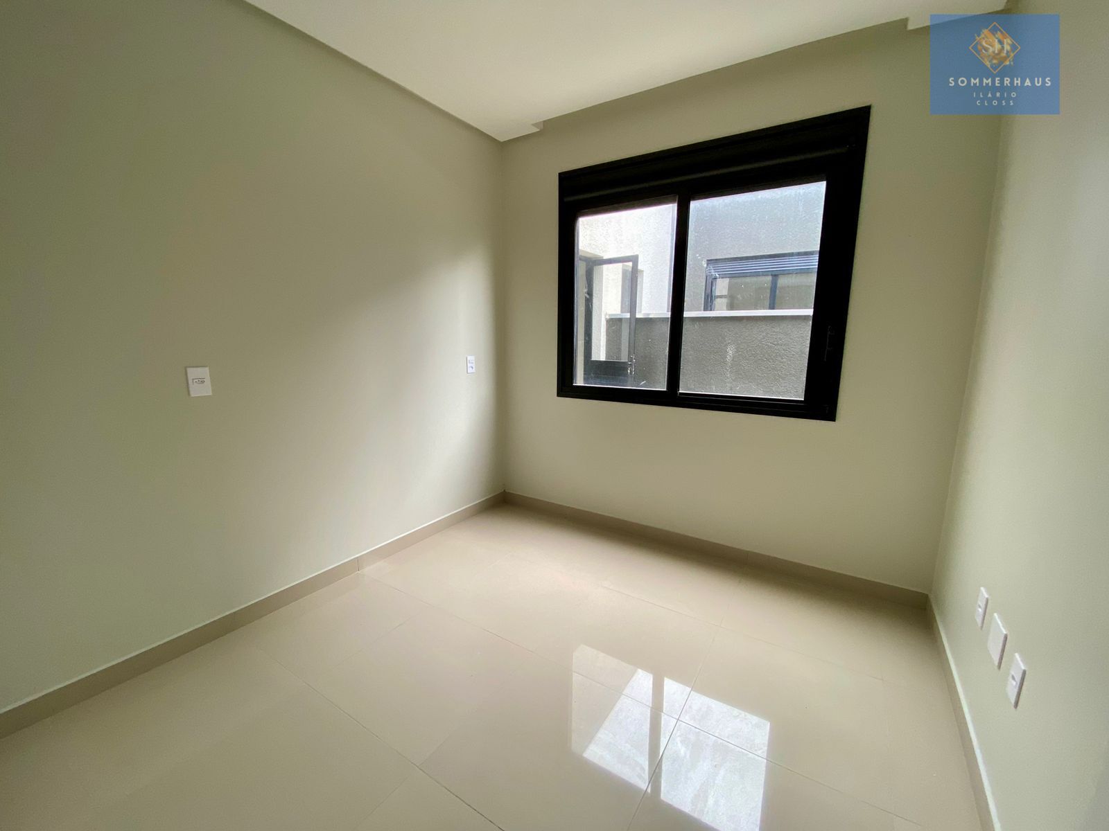 Casa à venda com 3 quartos, 88m² - Foto 10