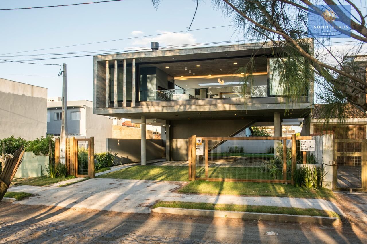 Casa, 4 quartos, 300 m² - Foto 1