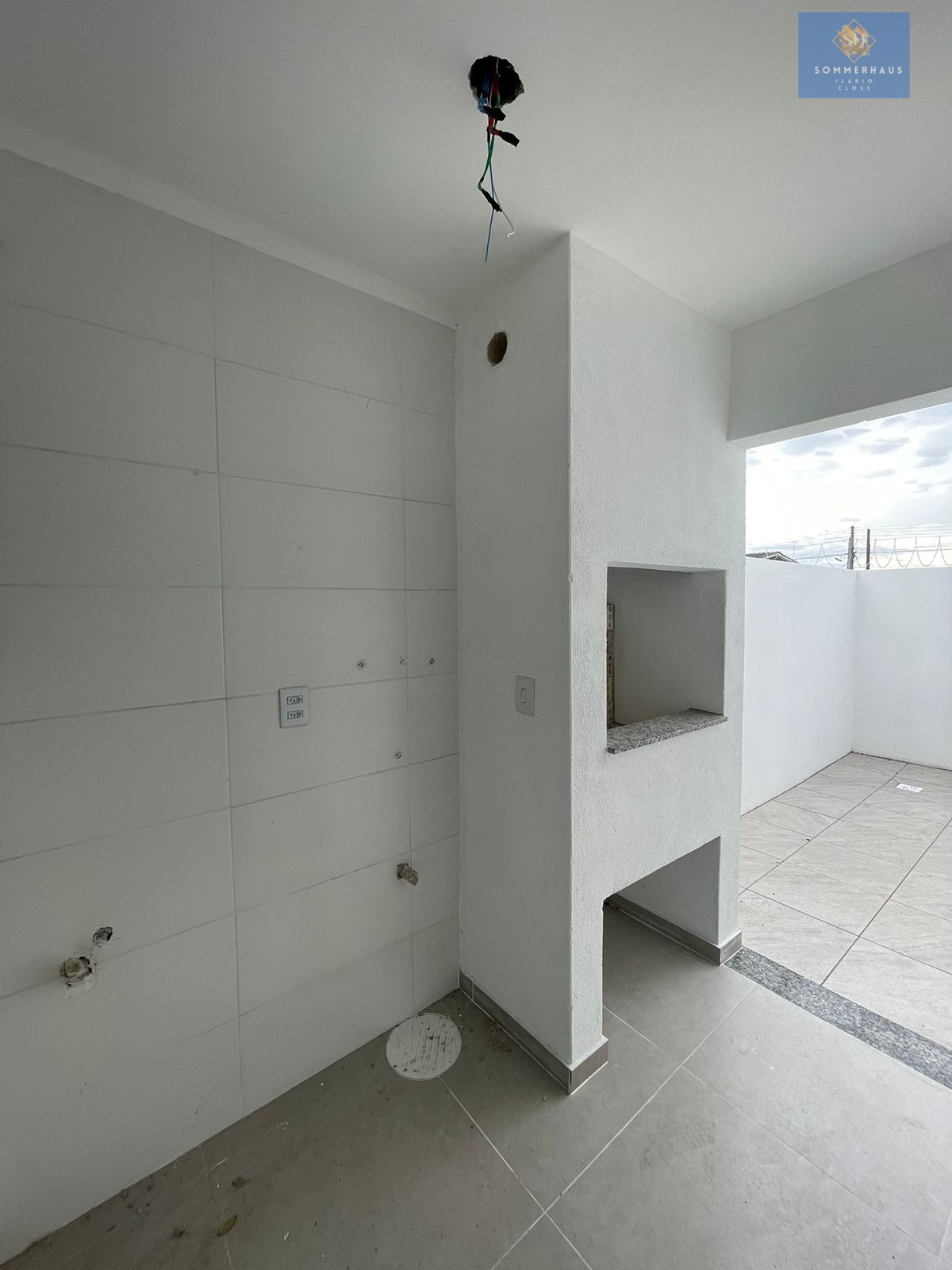 Casa à venda com 3 quartos, 98m² - Foto 12