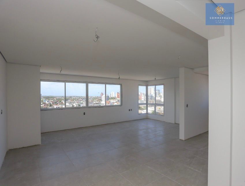 Apartamento à venda com 3 quartos, 93m² - Foto 5