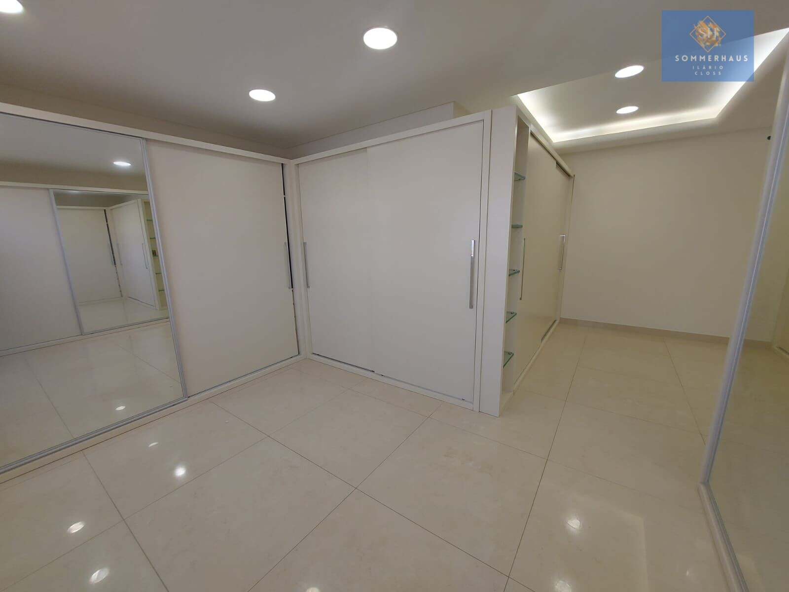 Casa à venda com 7 quartos, 1180m² - Foto 23