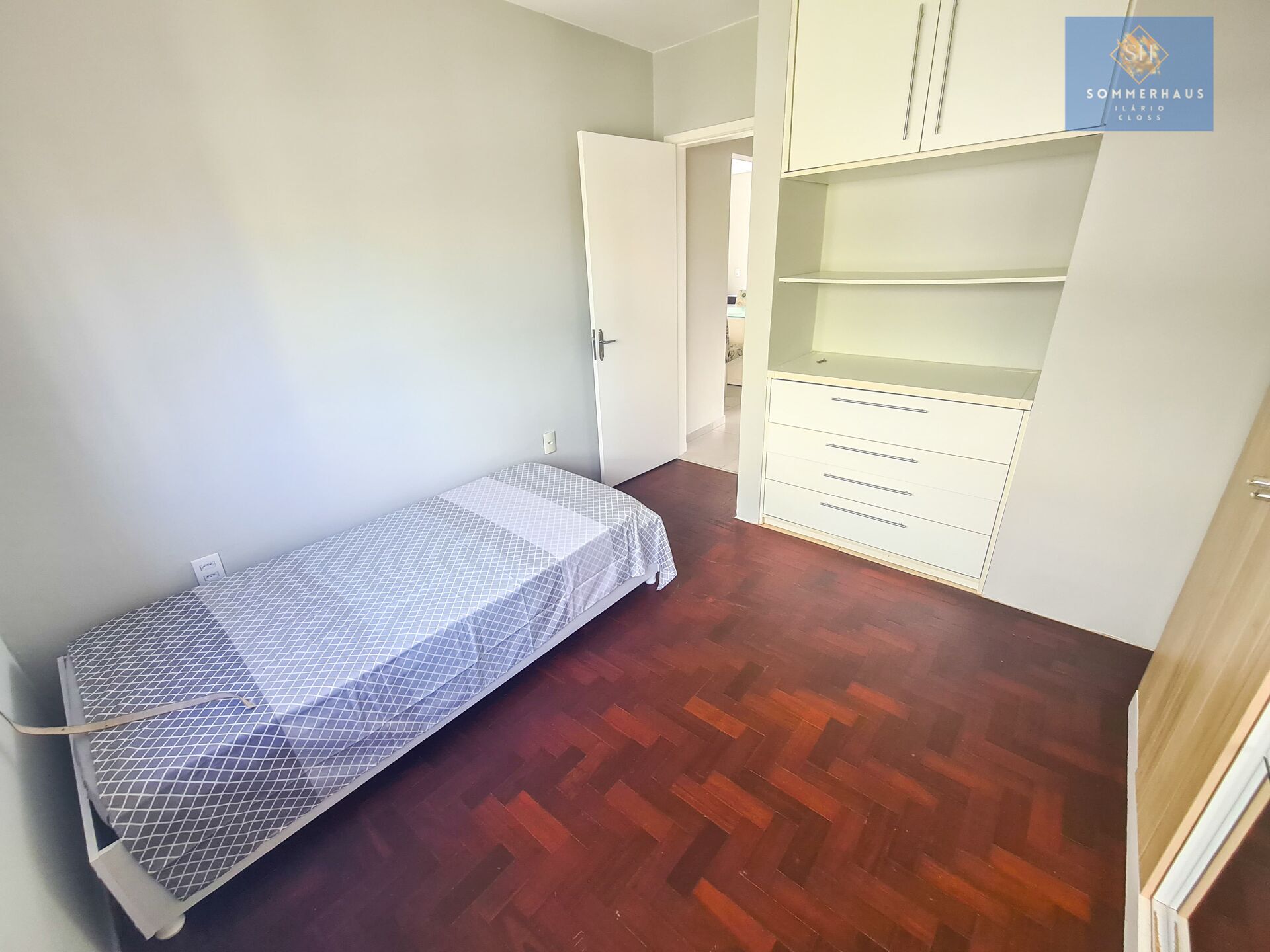 Apartamento à venda com 2 quartos, 65m² - Foto 14