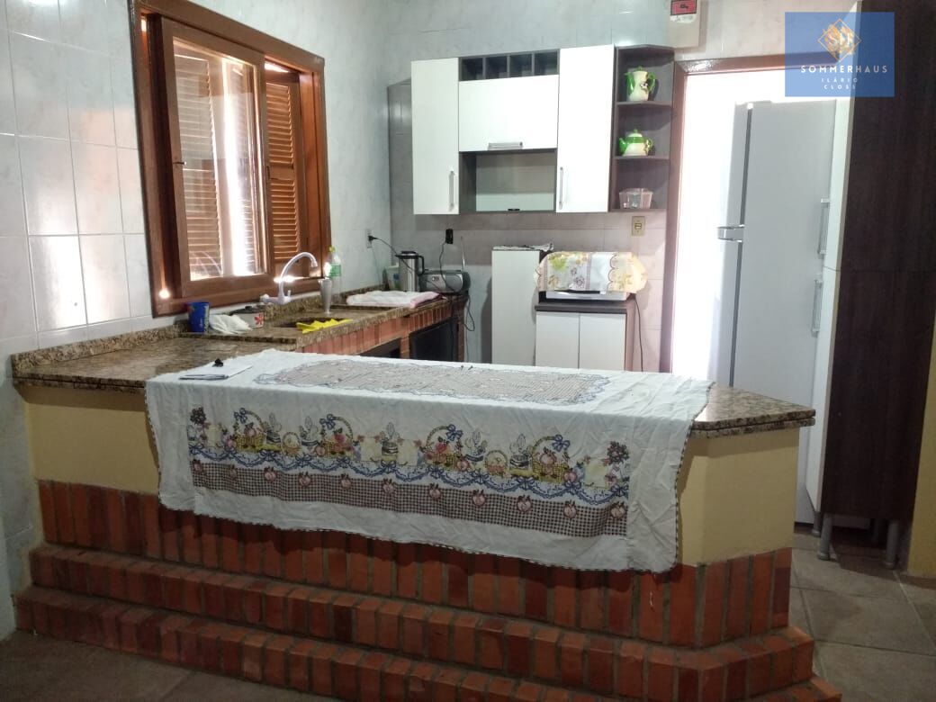 Casa à venda com 3 quartos, 105m² - Foto 11