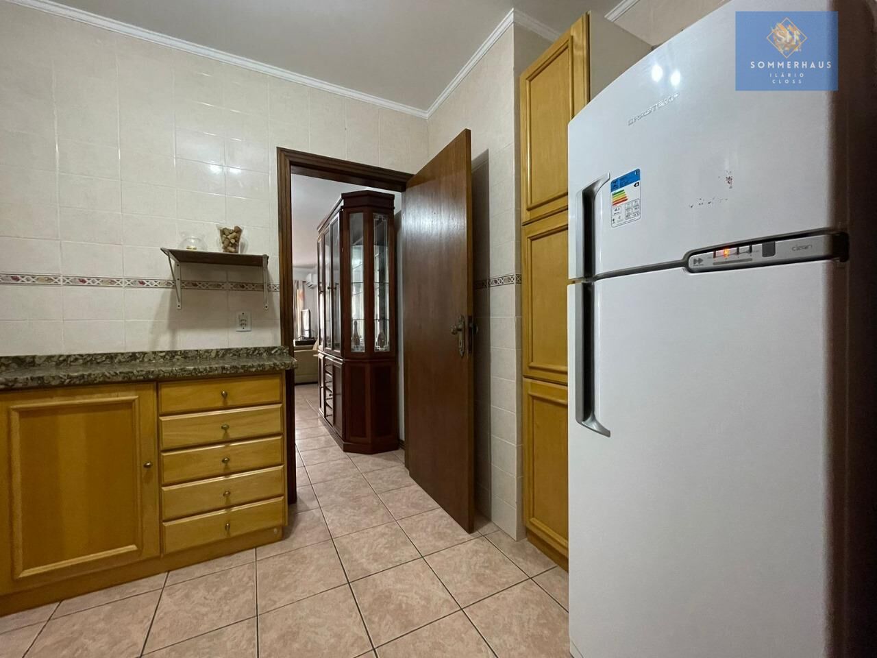 Apartamento à venda com 3 quartos, 143m² - Foto 15