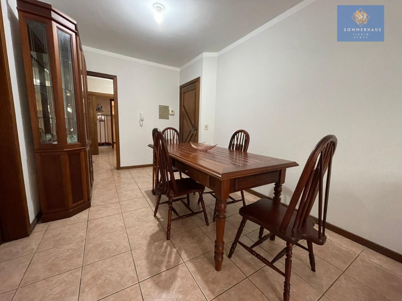 Apartamento à venda com 3 quartos, 143m² - Foto 10