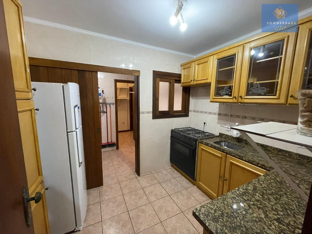 Apartamento à venda com 3 quartos, 143m² - Foto 12