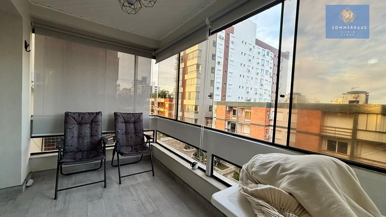 Apartamento à venda com 3 quartos, 90m² - Foto 1