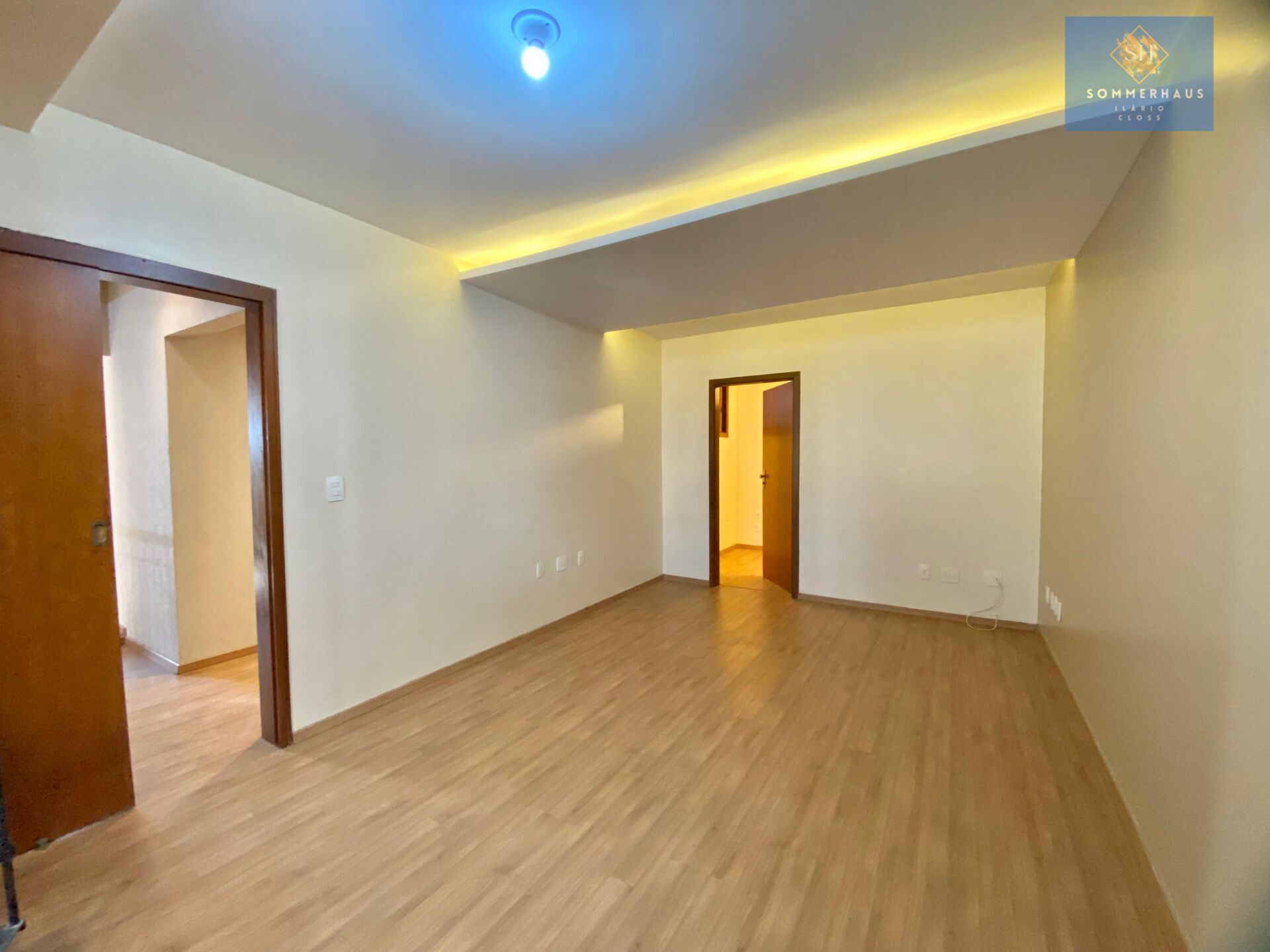 Casa à venda com 4 quartos, 284m² - Foto 13