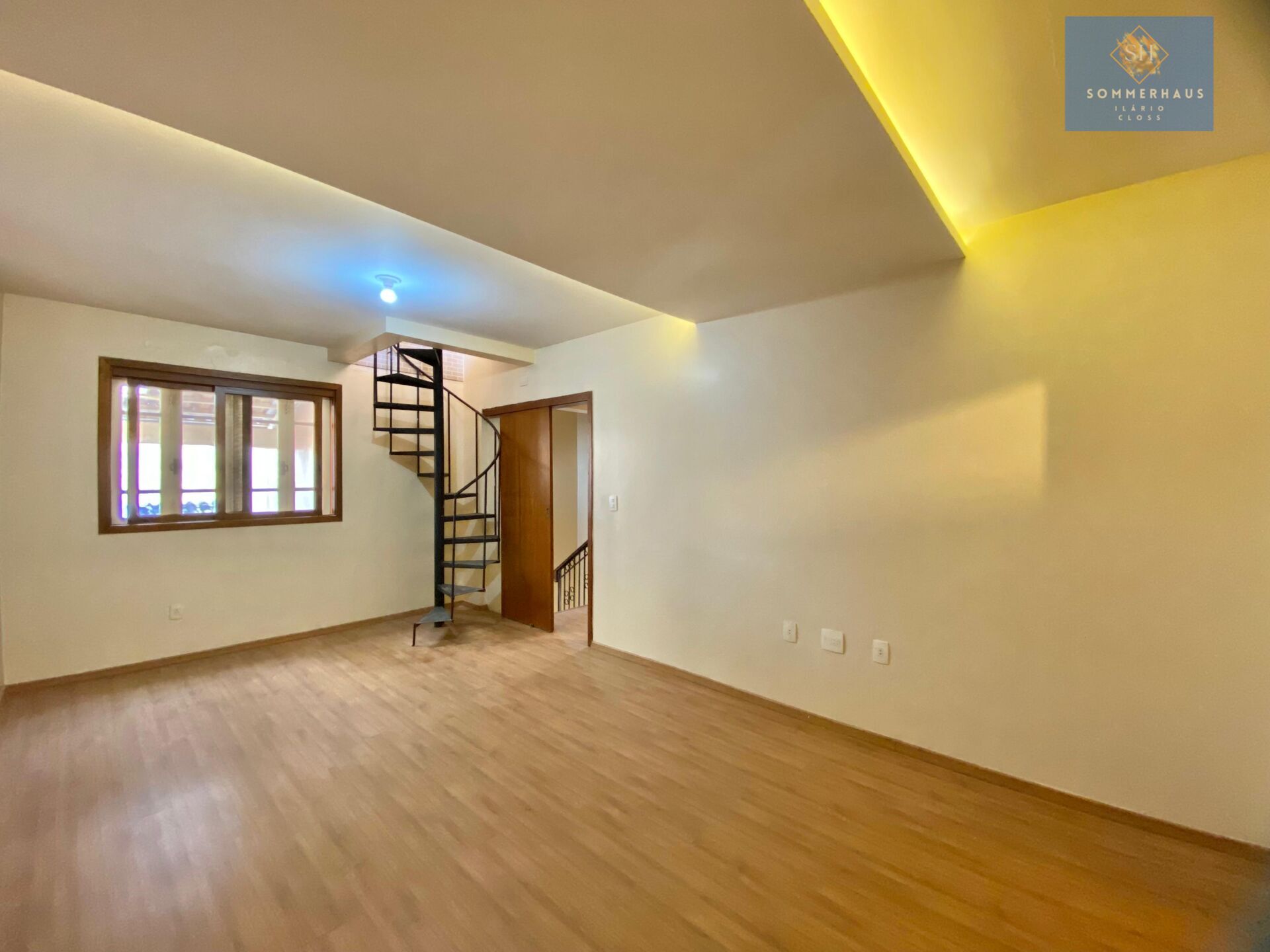 Casa à venda com 4 quartos, 284m² - Foto 12