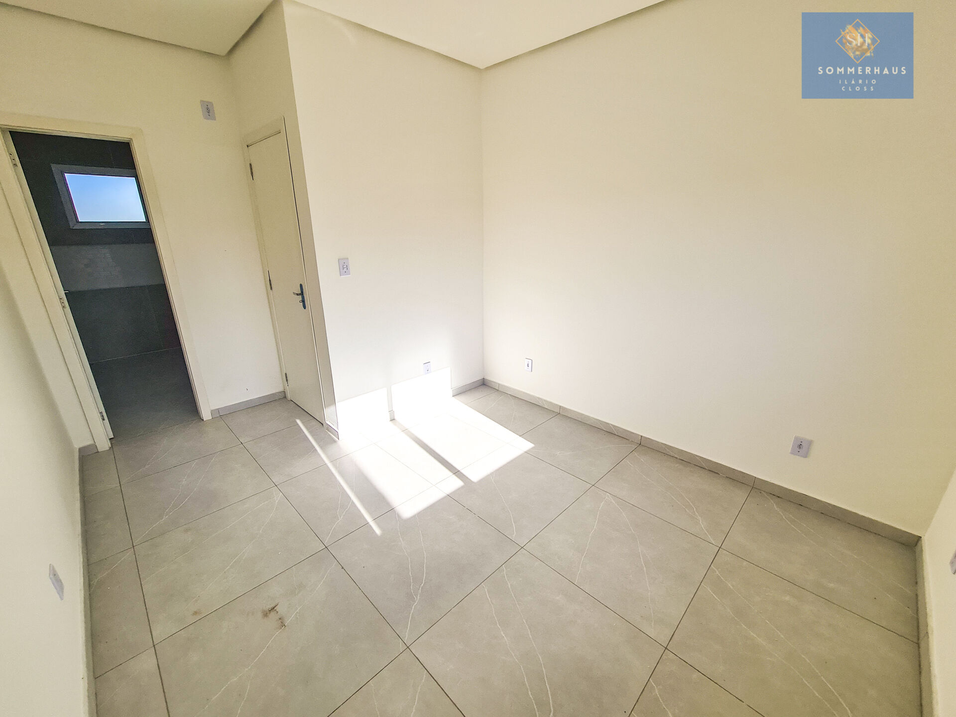 Casa à venda com 3 quartos, 360m² - Foto 14