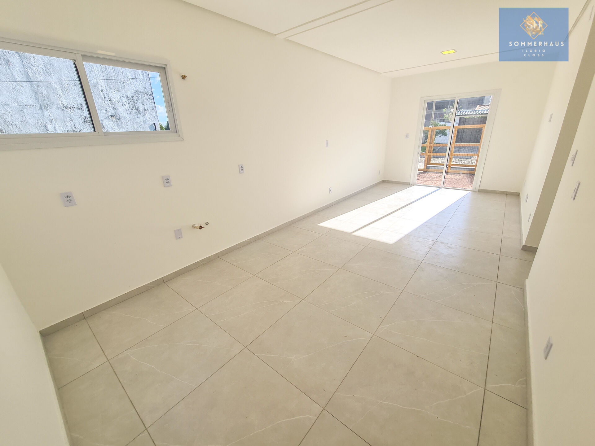 Casa à venda com 3 quartos, 360m² - Foto 11