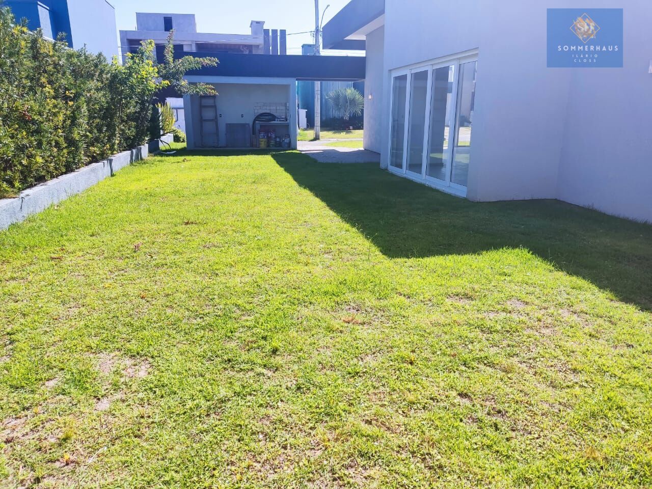 Casa de Condomínio à venda com 4 quartos, 178m² - Foto 2