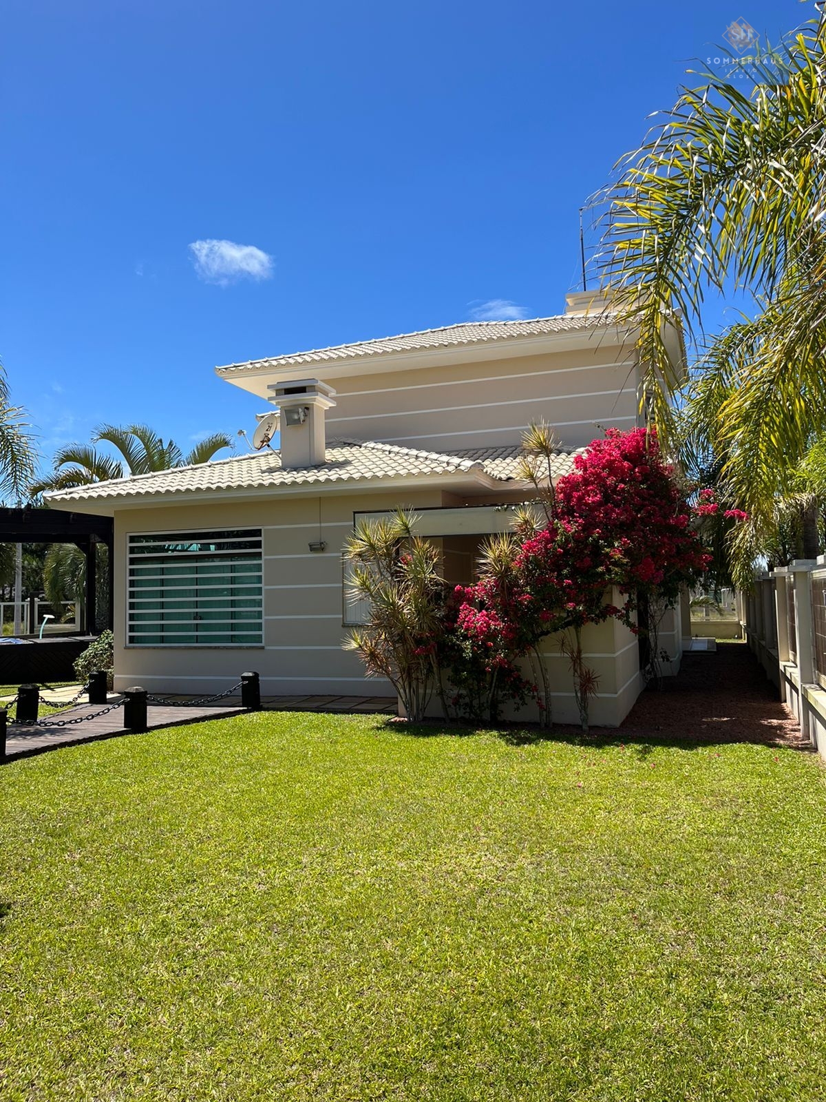 Casa à venda com 4 quartos, 320m² - Foto 6