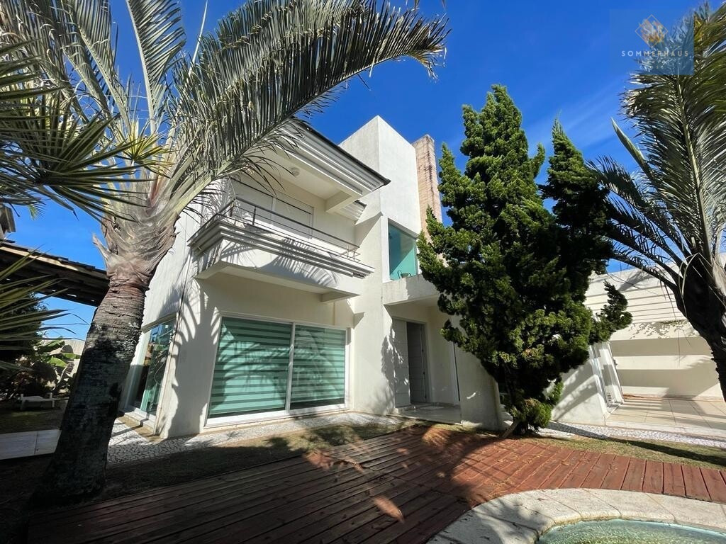 Casa à venda com 4 quartos, 295m² - Foto 2