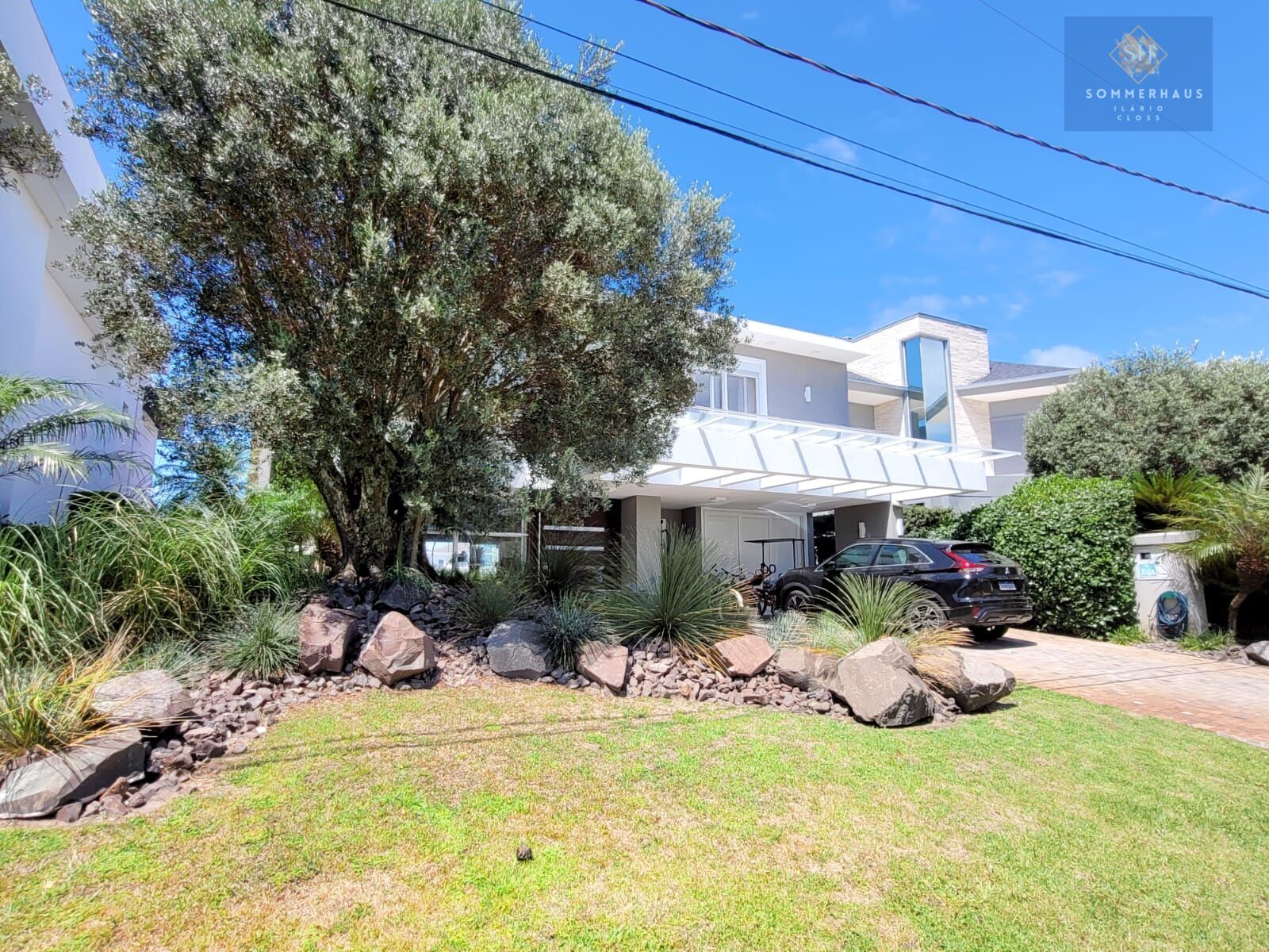 Casa de Condomínio à venda com 5 quartos, 418m² - Foto 2