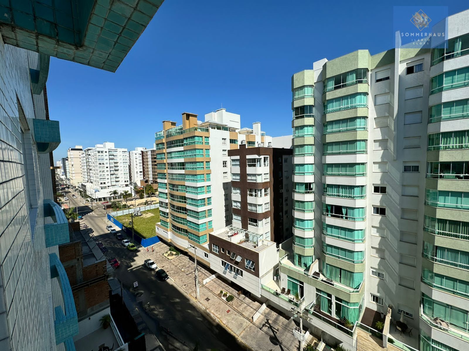 Apartamento à venda com 2 quartos, 66m² - Foto 4