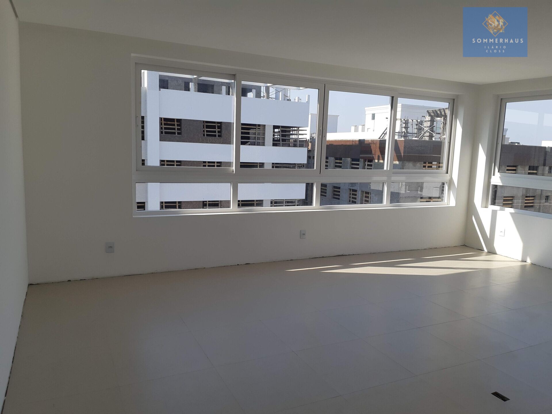 Apartamento à venda com 3 quartos - Foto 6