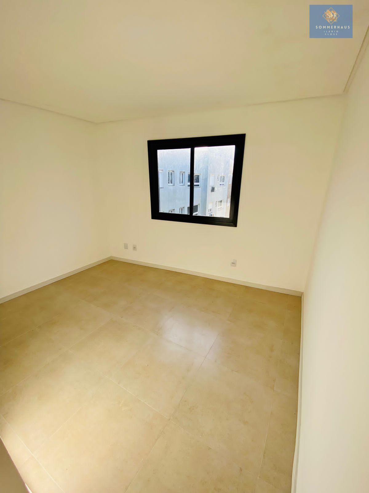 Apartamento à venda com 2 quartos, 68m² - Foto 5