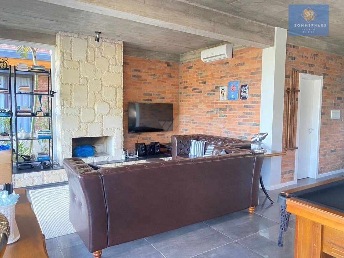 Casa de Condomínio à venda com 4 quartos, 302m² - Foto 14