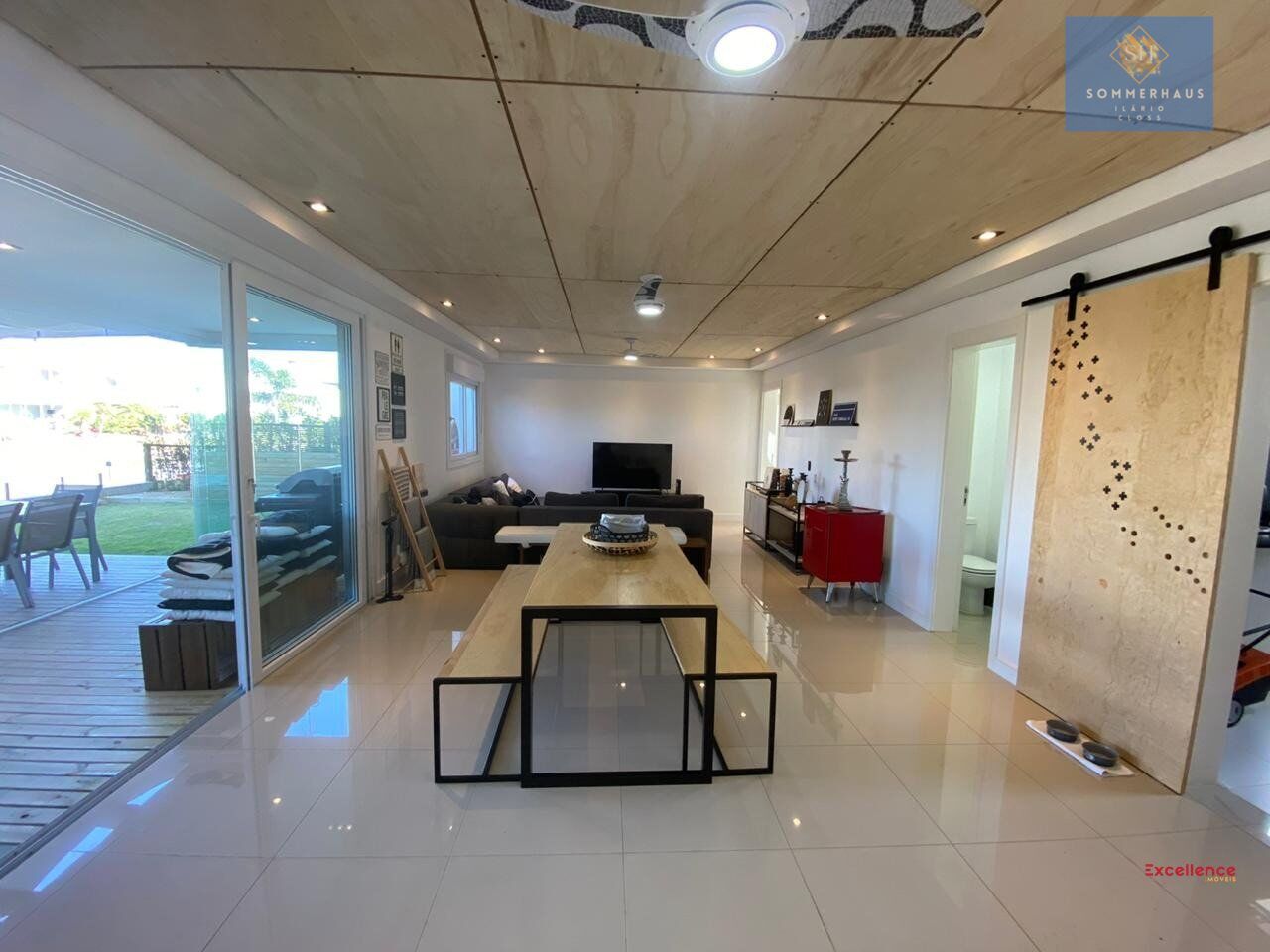 Casa de Condomínio à venda com 3 quartos, 225m² - Foto 6