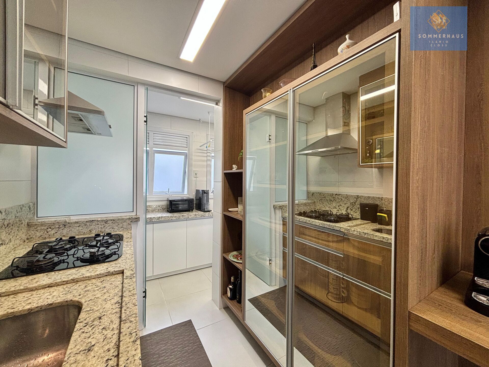 Apartamento à venda com 3 quartos, 132m² - Foto 9