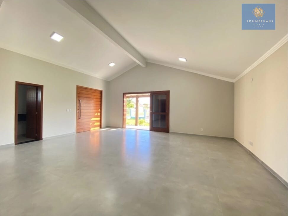 Casa à venda com 3 quartos, 194m² - Foto 8